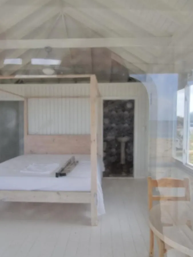 Comfortable 1-Bed Cottage In Codrington Barbuda 0*,